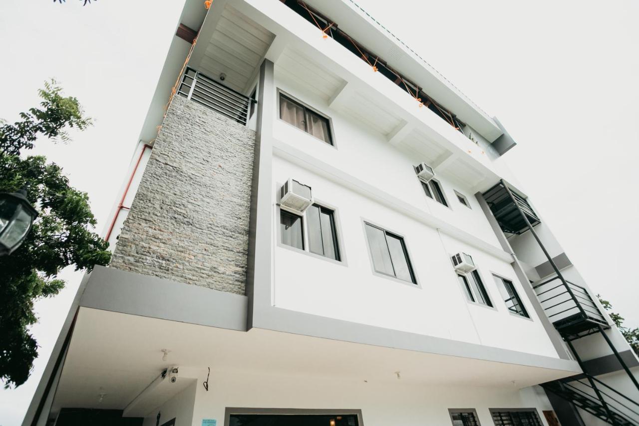 Kingswick Residences & Lodge Dumaguete City Exteriör bild